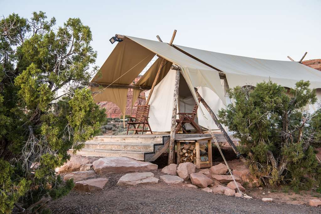 Under Canvas Moab Værelse billede
